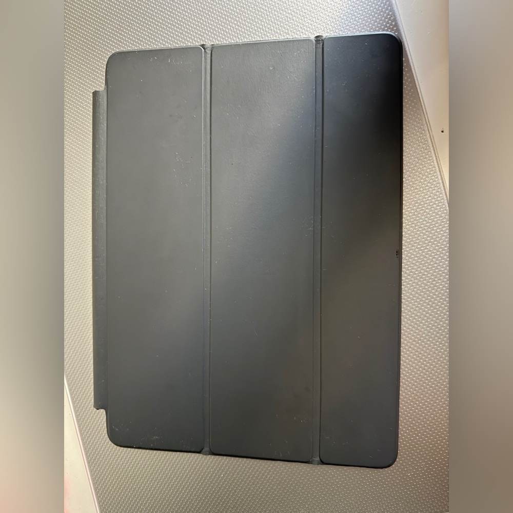 iPad Pro 9.7 inch Apple Smart Cover